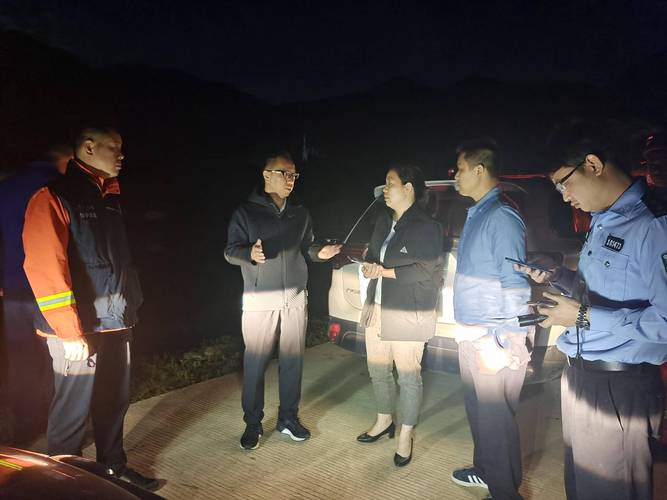 新澳今日图片分析:老人深山走失6天